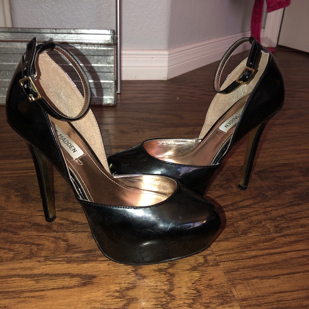 Black Steve Madden heels